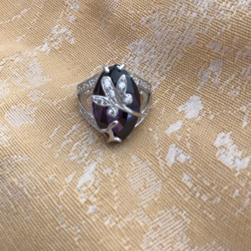 925 Sterling Silver w Large Marquis Purple CZ Cocktail Ring and Silver Accents - Picture 6 of 10